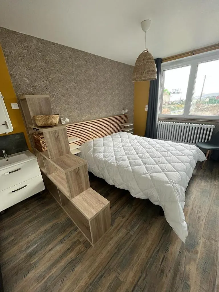 Holiday home Gite De La Decouverte Le Randonneur Besse-et-Saint-Anastaise